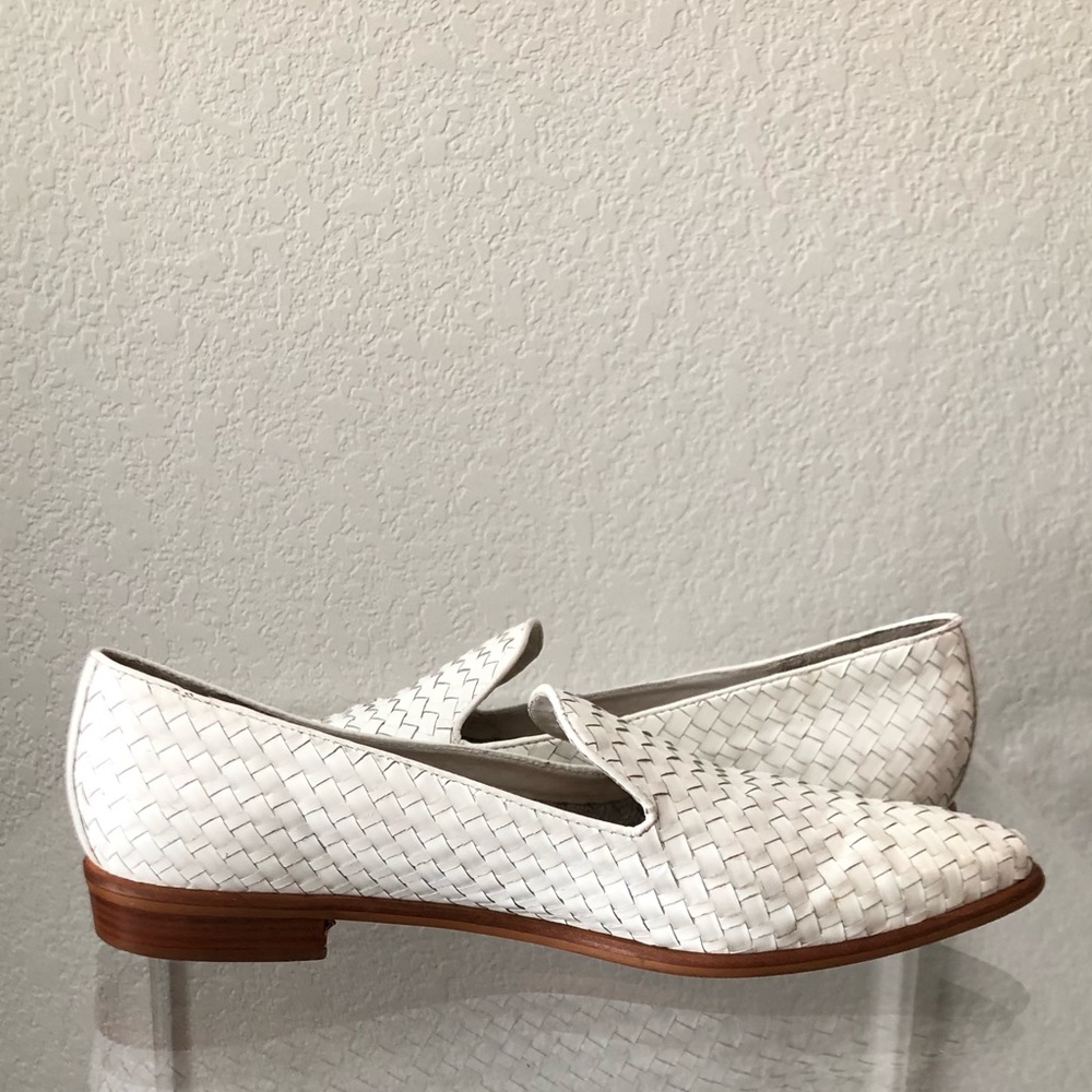 Bandolino White Leather Woven Loafers - Picture 5 of 12